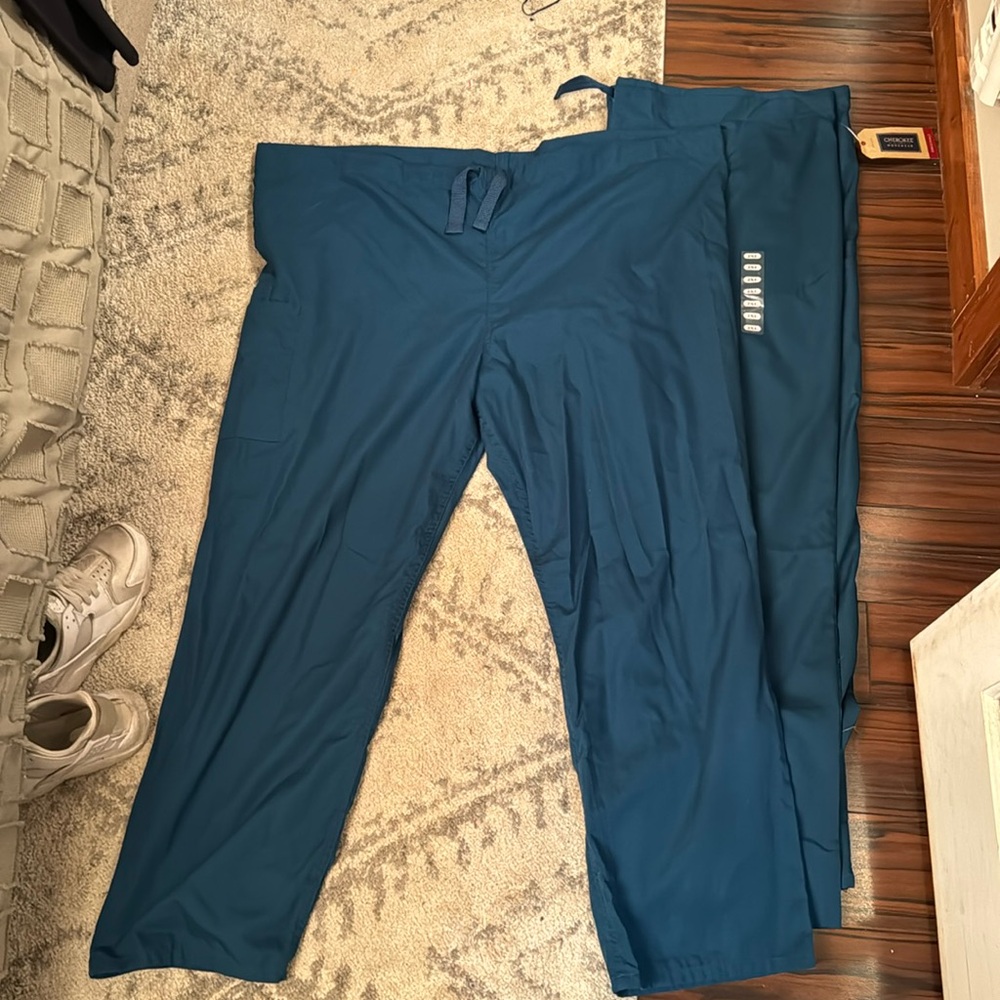 2pairs of Cherokee scrub bottoms 2xl